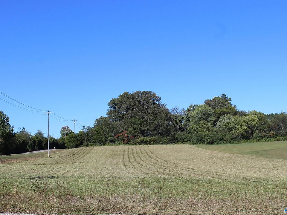 2nd image of Mooresville Rd