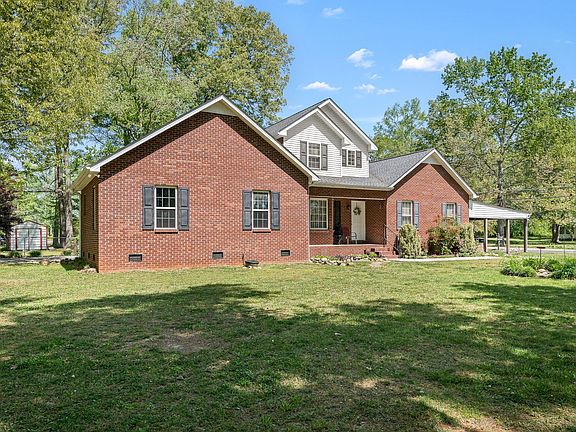 3rd image of 112 Prince Ln