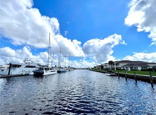 317 Sunrise Cay APT 204, Naples, FL 34114