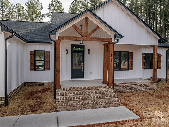 4th image of 7279 Blue Jay Ln