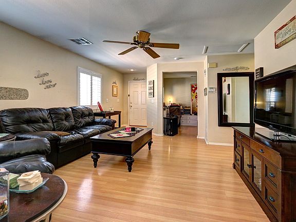 3rd image of 2401 Lilac Cove St