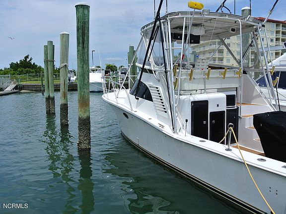 2nd image of C6 Olde Towne Yacht Club Road #C6