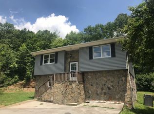 515 Ridge Ave NW, Norton, VA 24273