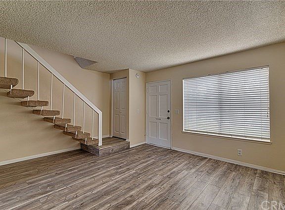 3rd image of 12776 Sussex Cir