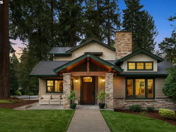 767 10th St, Lake Oswego, OR 97034