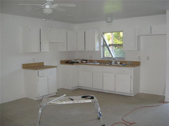 2nd image of 508 W Garrison Ave