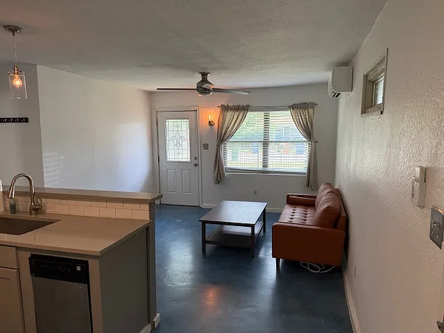 6702 Galindo St — Photo 4