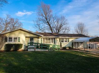 55236 Butternut Rd, South Bend, IN 46628