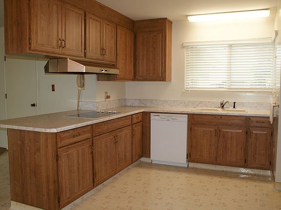 4th image of 1401 Tiffany Cir