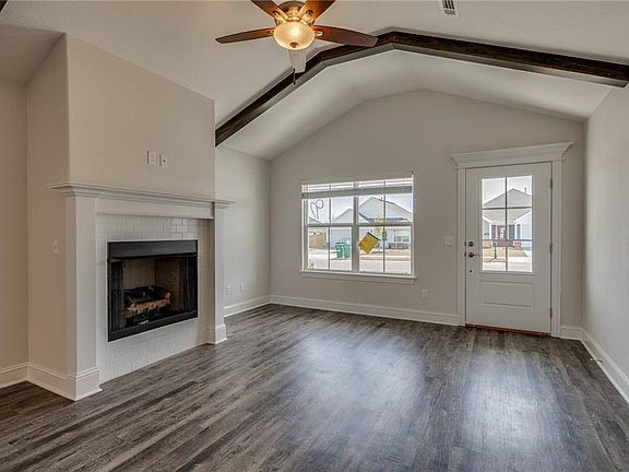 2nd image of 5427 Southwood Ave