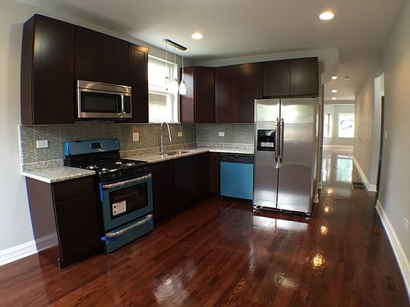 4th image of 8103 S Blackstone Ave