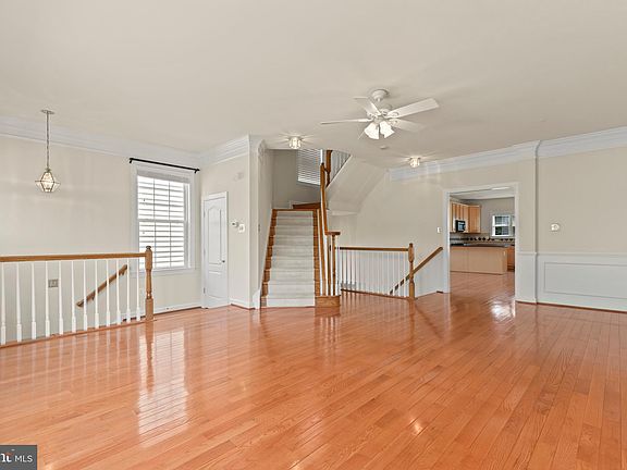 4th image of 11411 Mactavish Hts