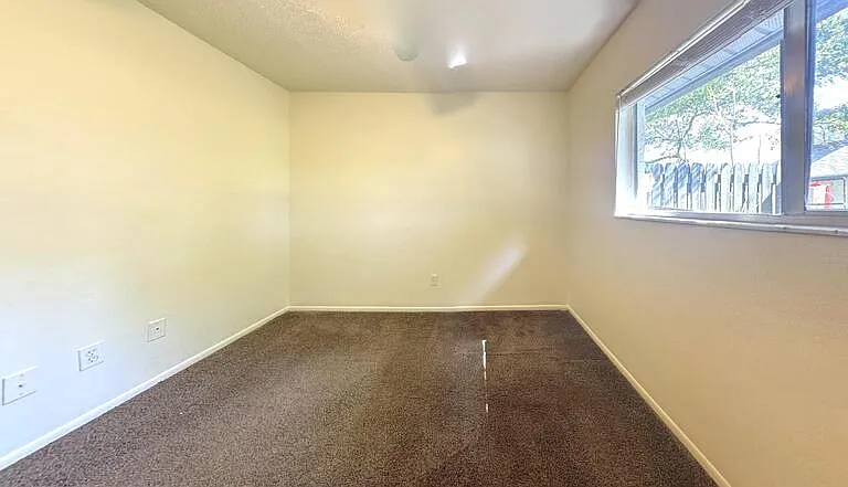 599 Capistrano Ct — Photo 19