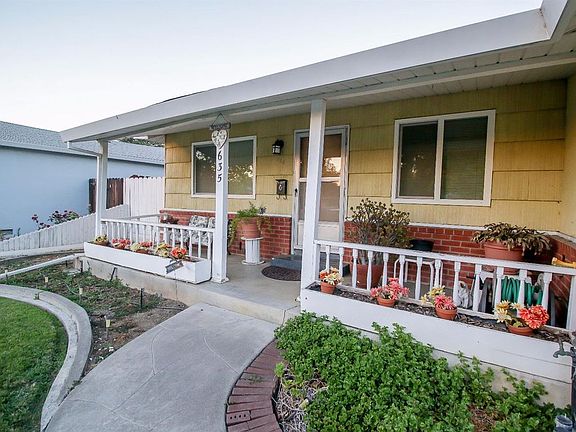 2nd image of 635 Lola Dr