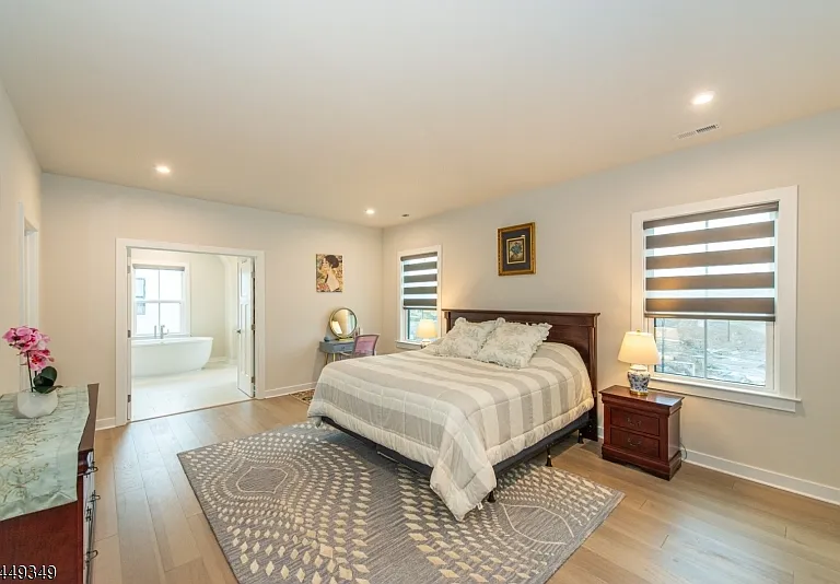 24 Willow Ln — Photo 14