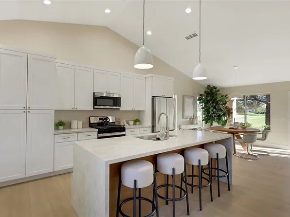 8901 Litchfield Ave, Las Vegas, NV 89134