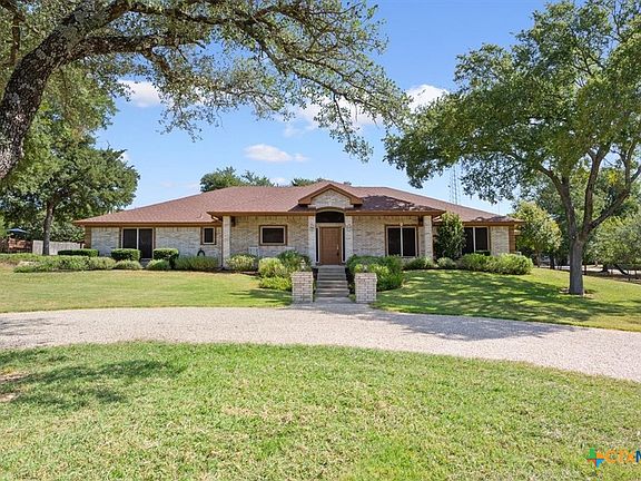 3rd image of 125 Circle Vista Dr