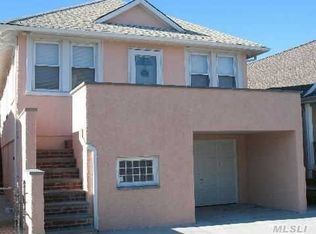 37 Oregon St, Long Beach, NY 11561