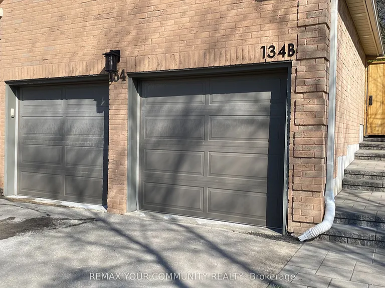 134 Kemano Rd #BASEMENT — Photo 2