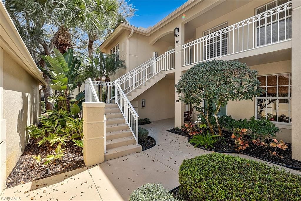 4141 Sawgrass Point DR #201