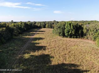2 Horn Lake Rd, Nesbit, MS 38651