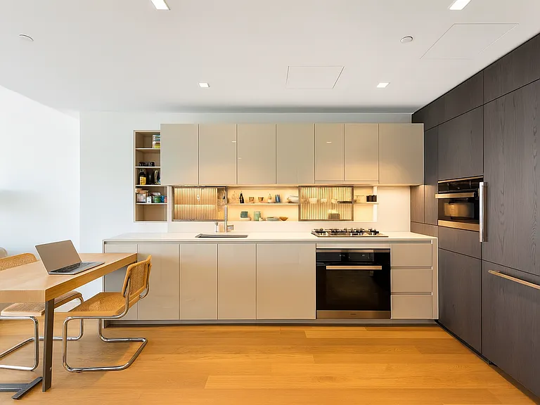 202 Broome St #7K — Photo 4