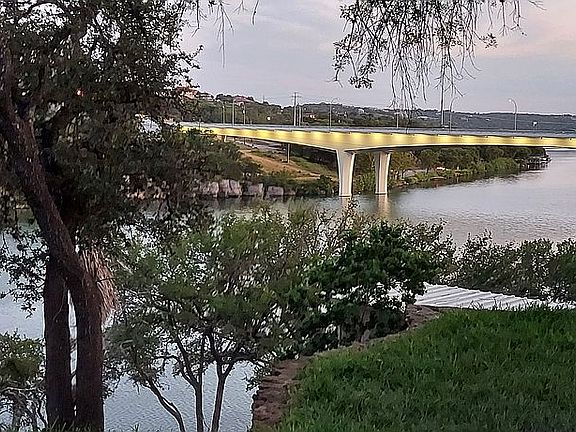 3rd image of 2518 Circle Dr