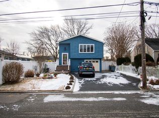 1390 America Ave, West Babylon, NY 11704