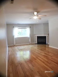 2 bed, 1.5 bath, 1272 sqft, $2,600 — Photo 2