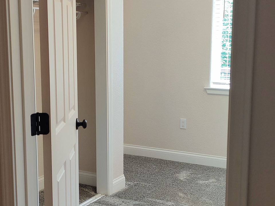 1st image of 6488 Boulder Dr #4