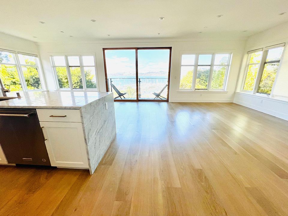 1st image of 204 Bulkley Ave APT 2