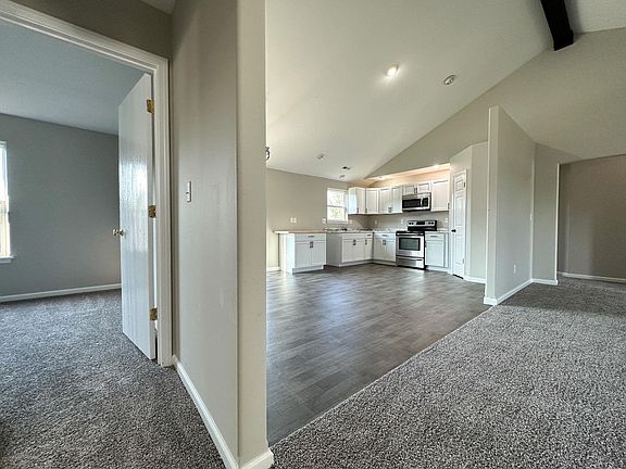 5th image of 1418 Faith St