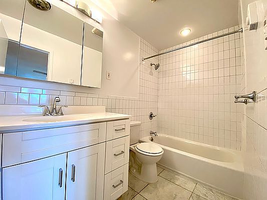 5th image of 90-32 53rd Ave #2B