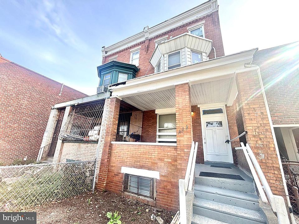1st image of 222 W Roosevelt Blvd