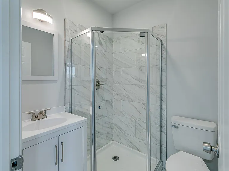 Brand New Luxury Temple Apartments — Photo 38