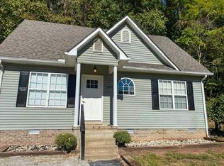 1297 W Point Rd, Lawrenceburg, TN 38464