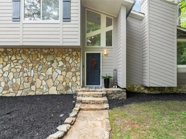 189 Castlebar Ct SE, Mableton, GA 30126