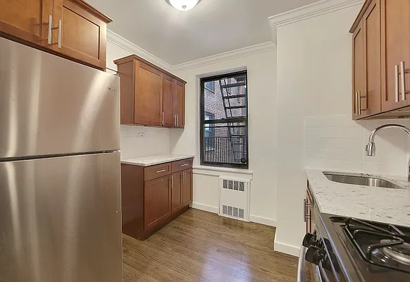 Sold by REMAX Elite | media 2