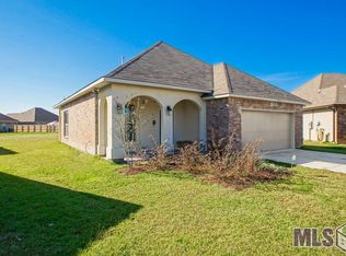 42415 Harborstone Ave, Prairieville, LA 70769