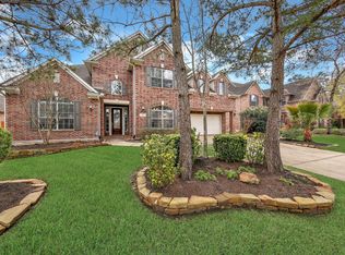15 Wooded Path Pl, Spring, TX 77382