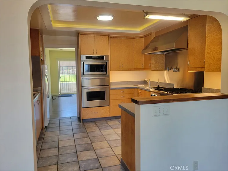 1884 Jaybrook Dr — Photo 10