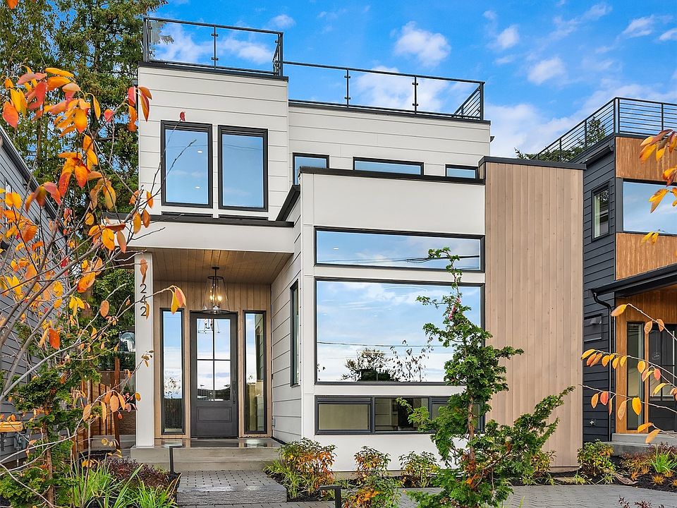 1st image of 242 5th Avenue W