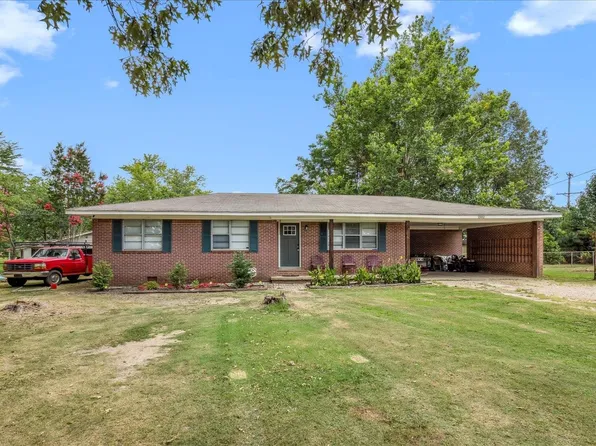 1502 Michael St, Covington, TN 38019