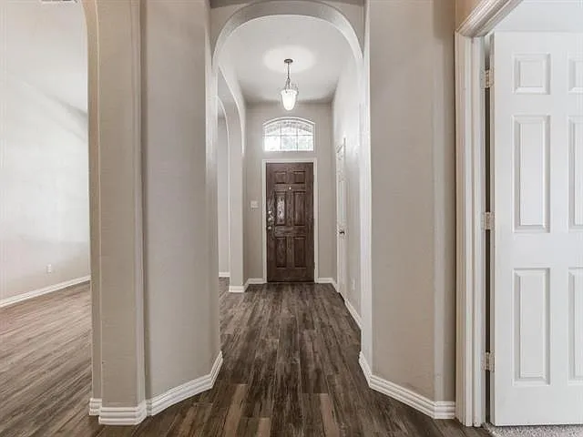 10272 Bancroft Ln — Photo 21