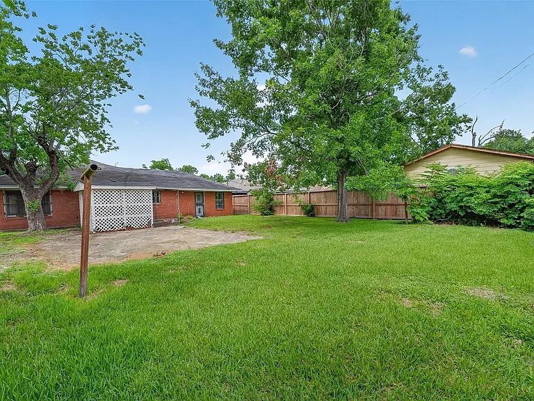 7426 Miley St — Photo 25
