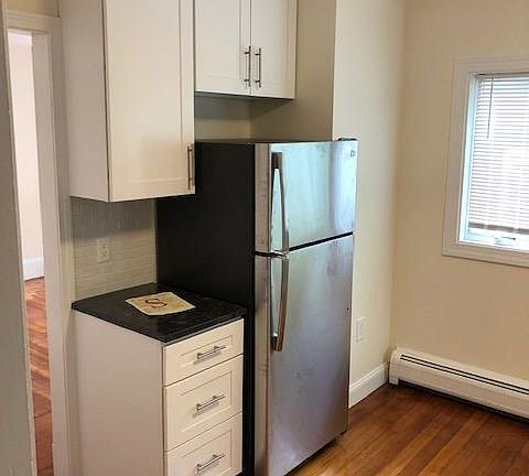 2nd image of 111 Thurston St #3