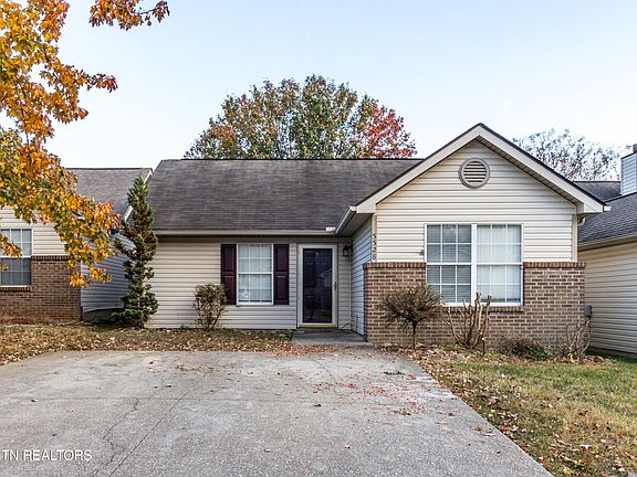 3rd image of 5528 Kalispell Way