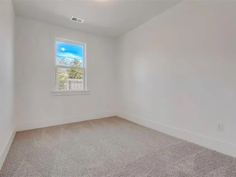 1632 Gunnin Trce NW — Photo 26