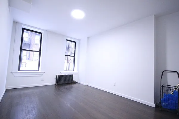 Rented by Dynamik Realty | media 2