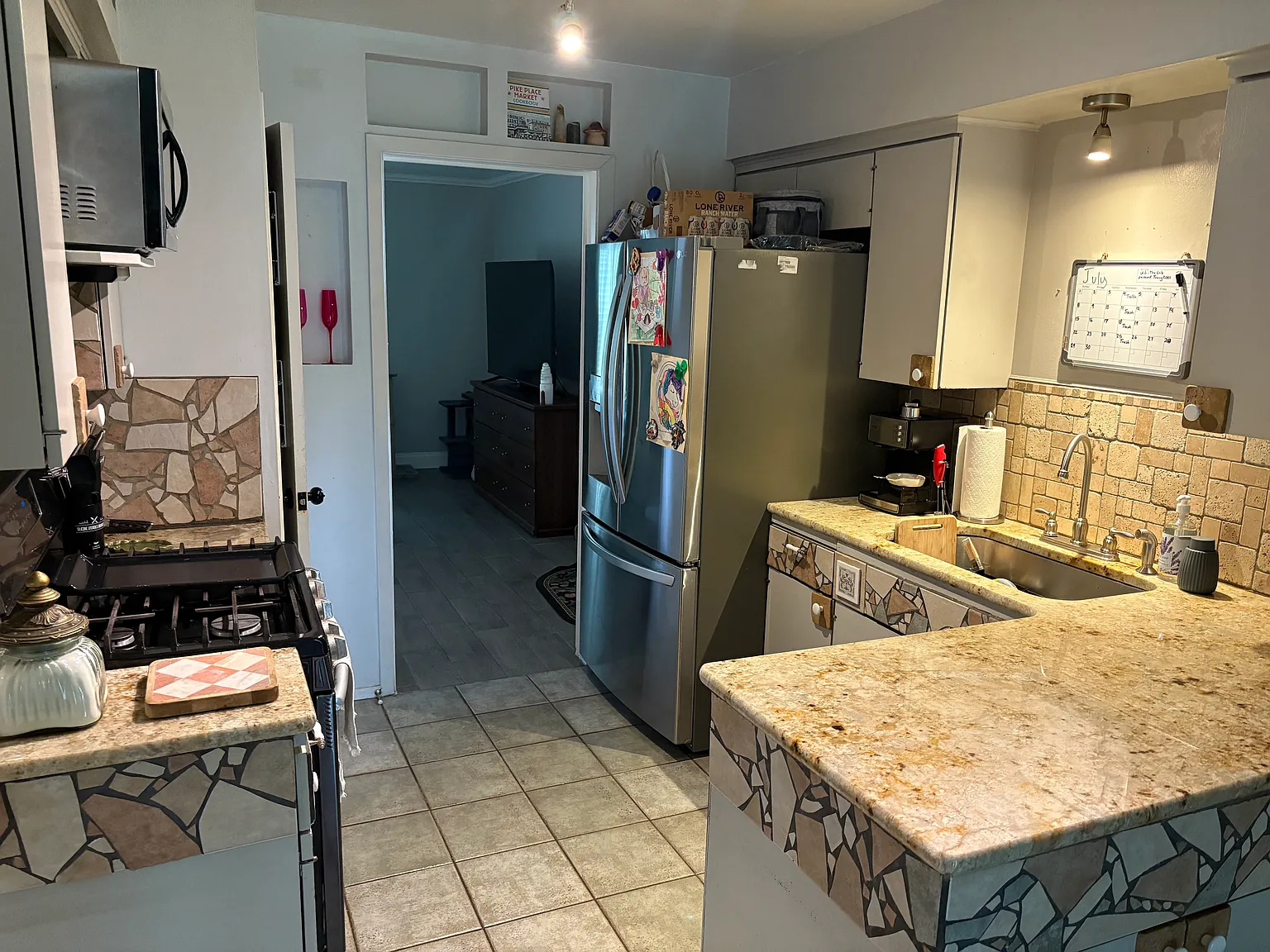 9907 Woodstock Dr — Photo 4